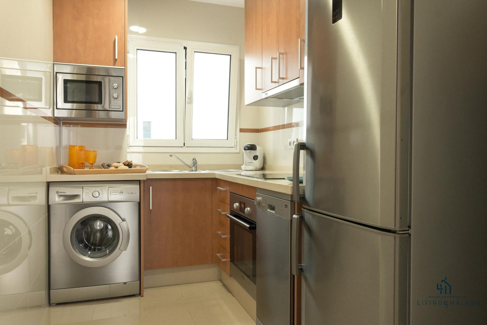 Appartamento Living4Malaga Blue Bay Esterno foto